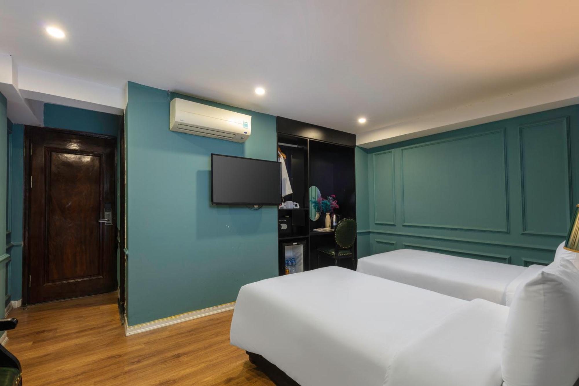 Madelise Palace Hotel & Travel Hanoï Extérieur photo